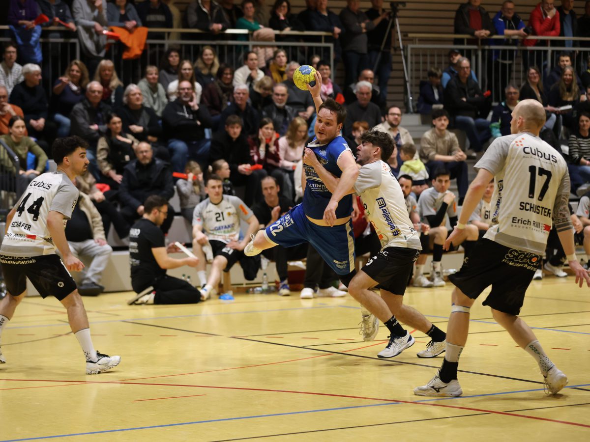 Starke Falken zähmen die Bullen – 37:29 in Großbottwar