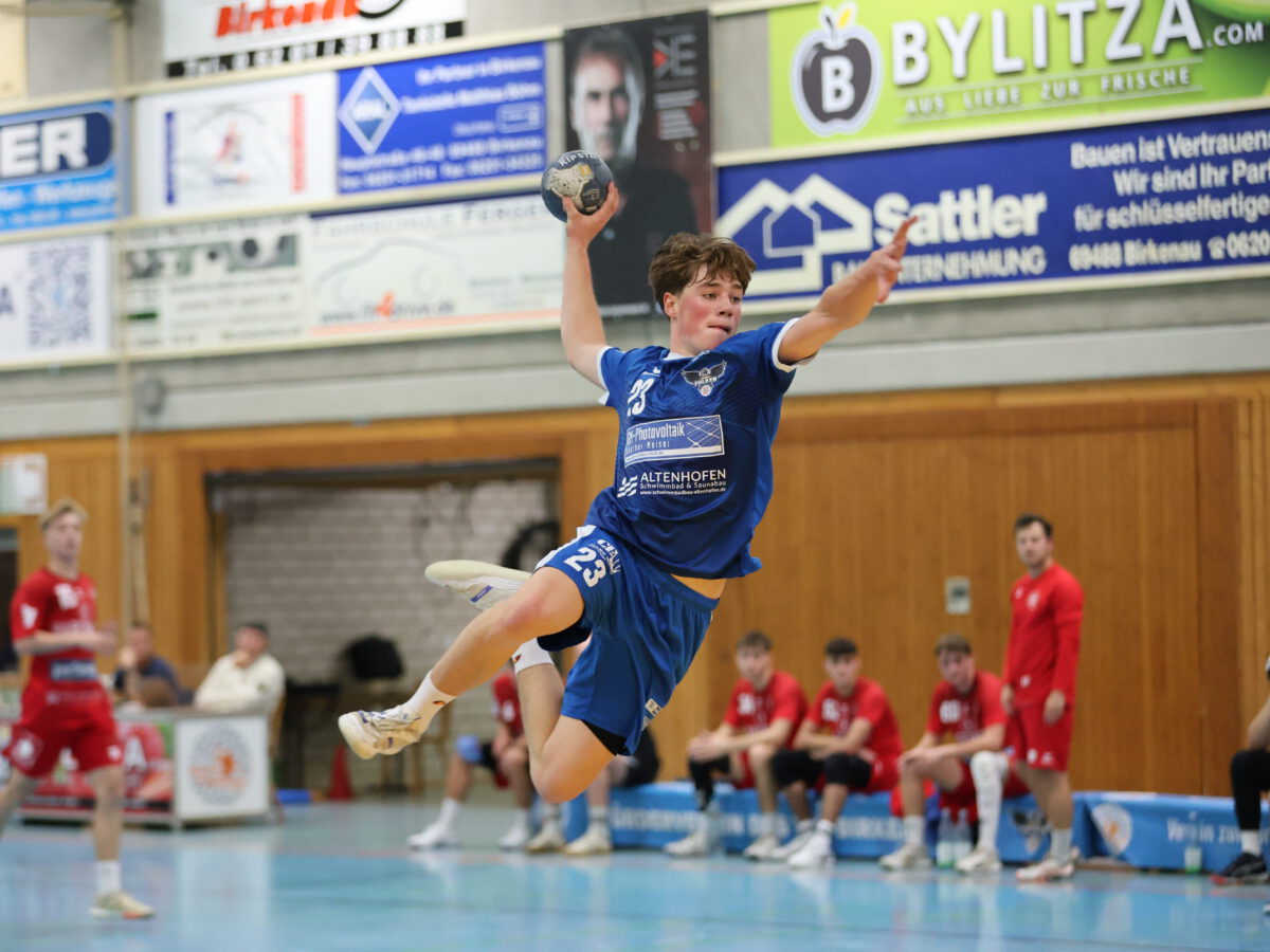 Abwehr-Bollwerk und Offensiv-Power: Falken fliegen über die HG hinweg!